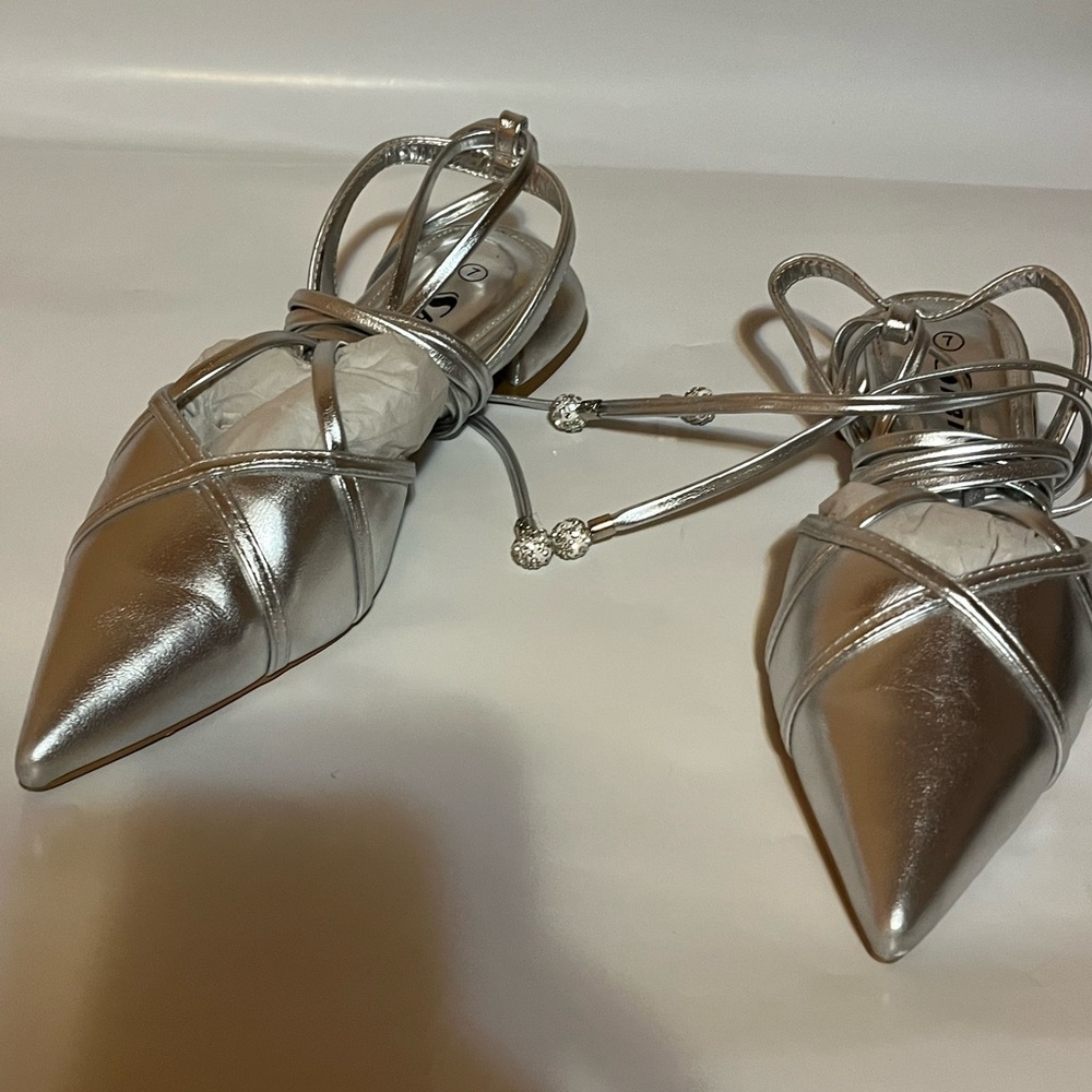 SHEIN Silver Strappy Women's Flats - Picture 2 of 4